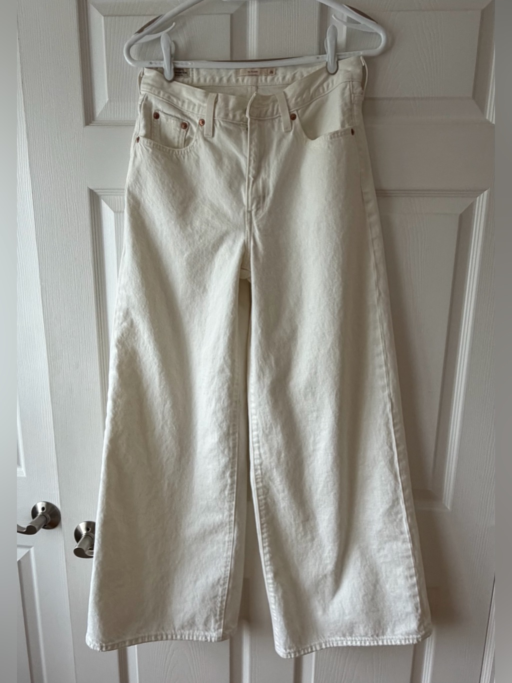Levi's Wide-Leg High-Rise Cream Jeans